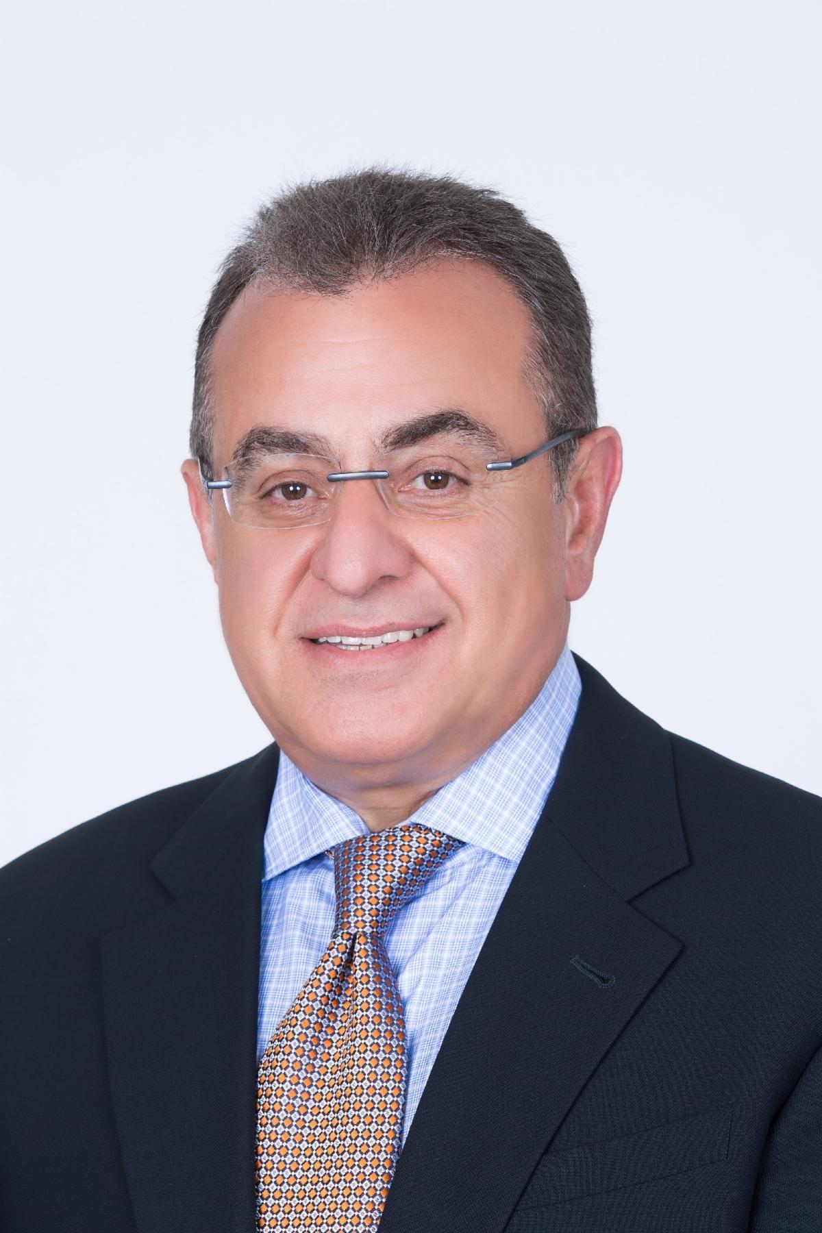 https://flaia-cms-assets.s3.amazonaws.com/FLAIA_Nick_Eskandari_Headshot_1_f1379ff3ae.jpg
