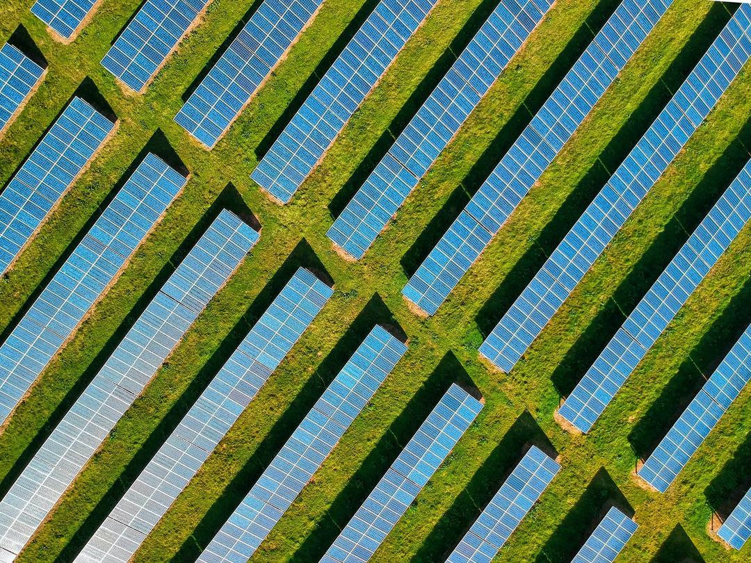 https://flaia-cms-assets.s3.amazonaws.com/solar_269752d02c.jpeg